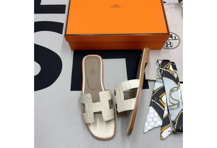 HER*MES SLIDE