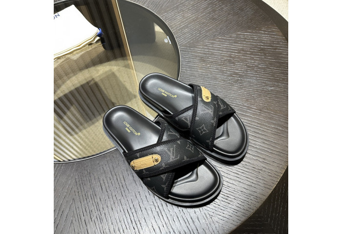 LV SANDALS