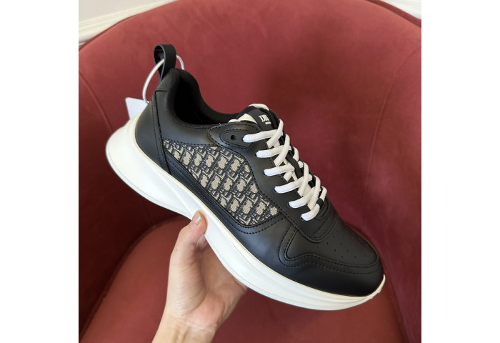 Dior B25 Sneaker