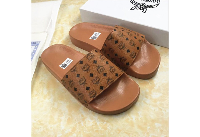MCM SANDALS
