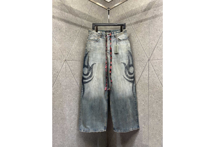 Balen*ciaga Jeans