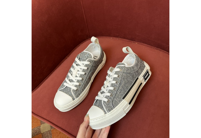 DIOR B23 Oblique Sneaker