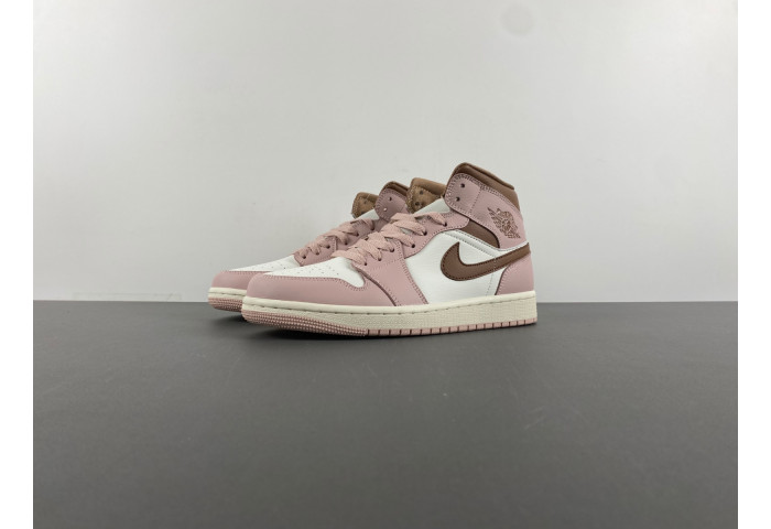 Air Jordan 1 Mid Feasts BQ6472-620