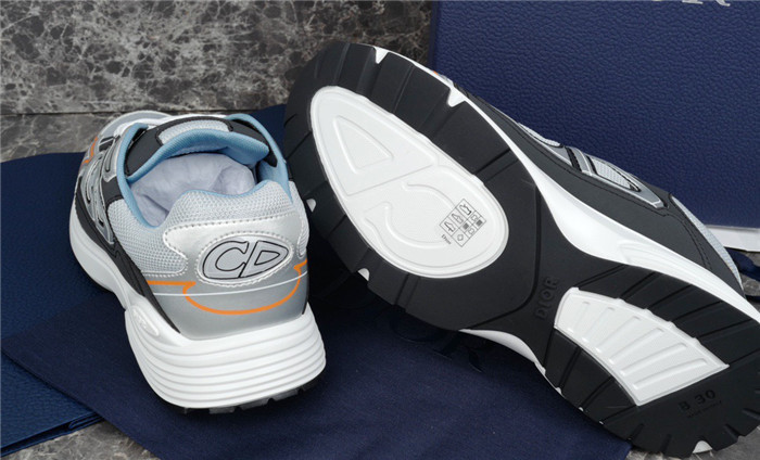 D*or b30 sneaker