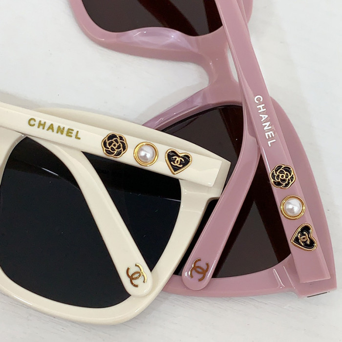 Ch*el sunglasses upshoe