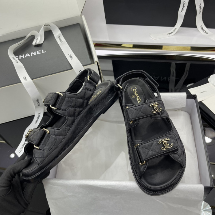 Ch*el sandal