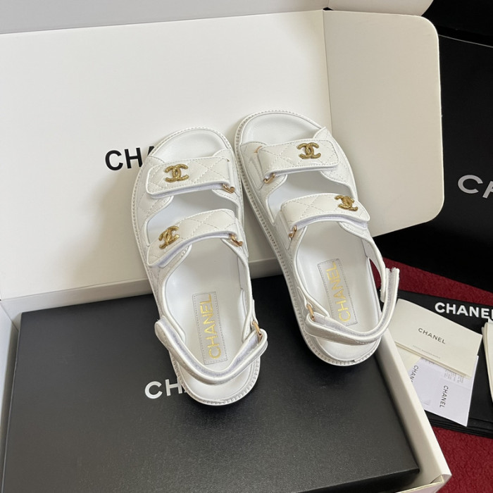 Ch*el sandal