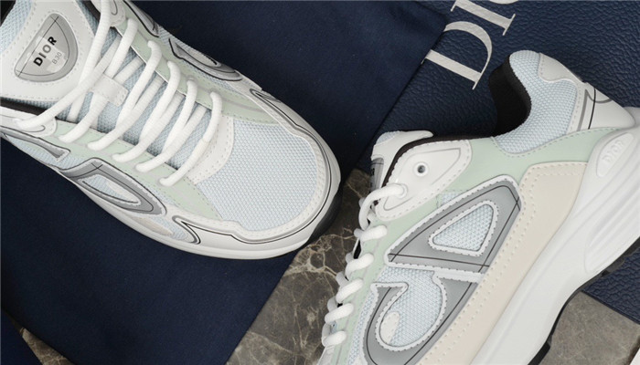 D*or b30 sneaker