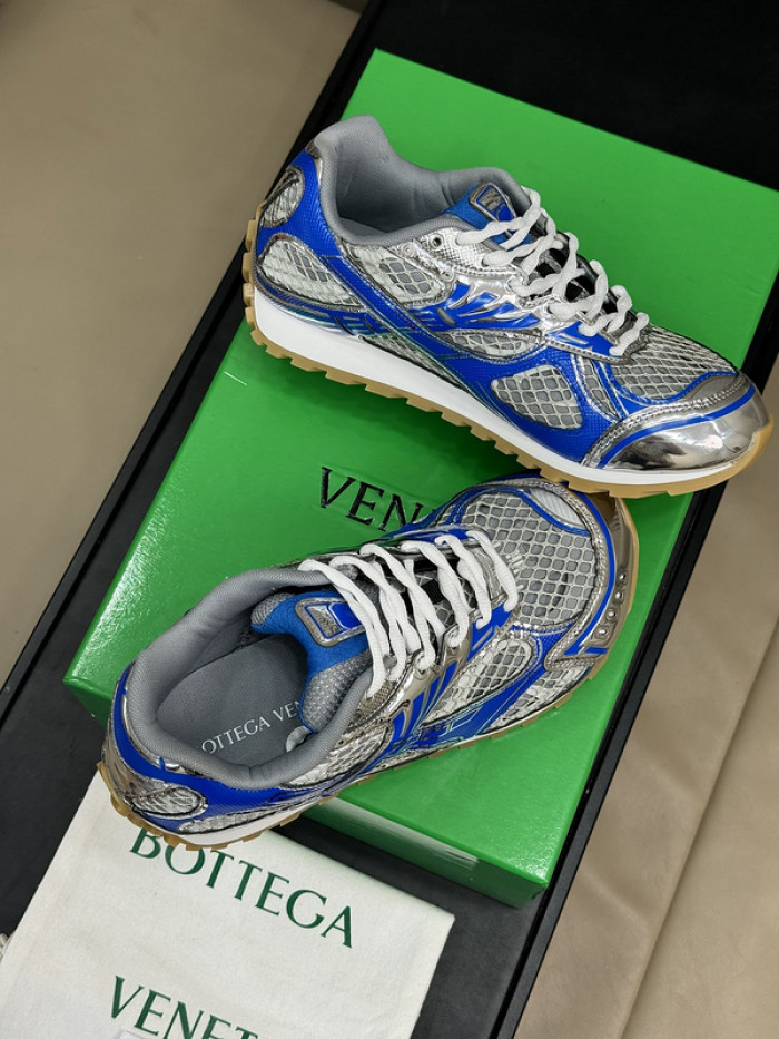 B0tte*a ve*ne*ta sneaker