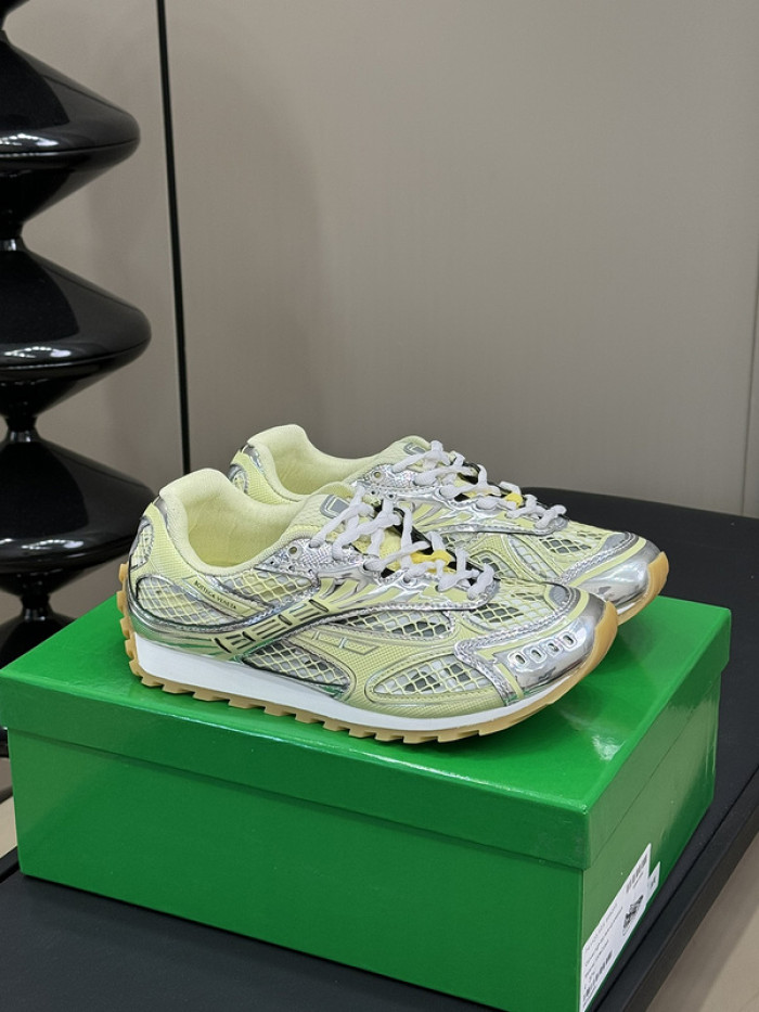 B0tte*a ve*ne*ta sneaker