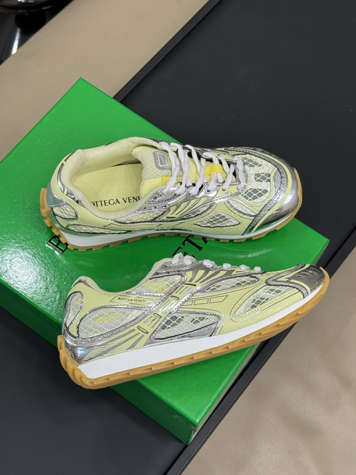 B0tte*a ve*ne*ta sneaker