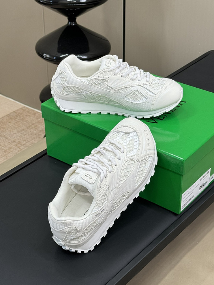 B0tte*a ve*ne*ta sneaker