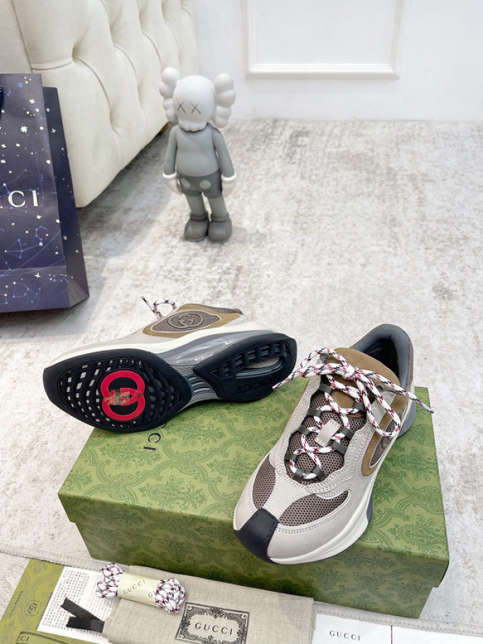 GUCCI Run Sneaker