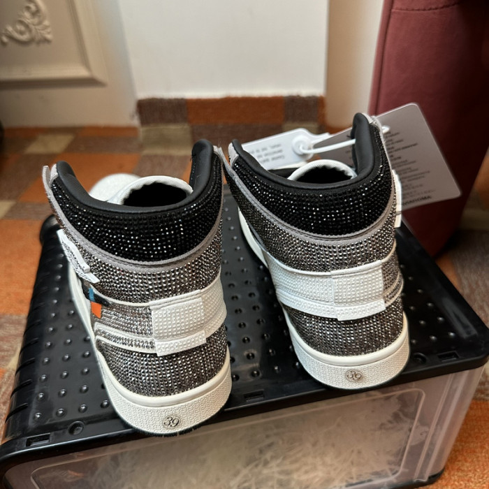 jordan Di*m*nd designed shoes