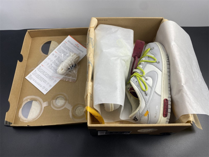nike dunk low o-w lot 8 dm1602-106
