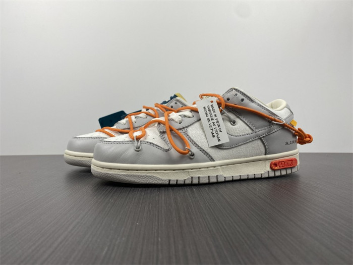 nike dunk low o-w lot 44 dm1602-104
