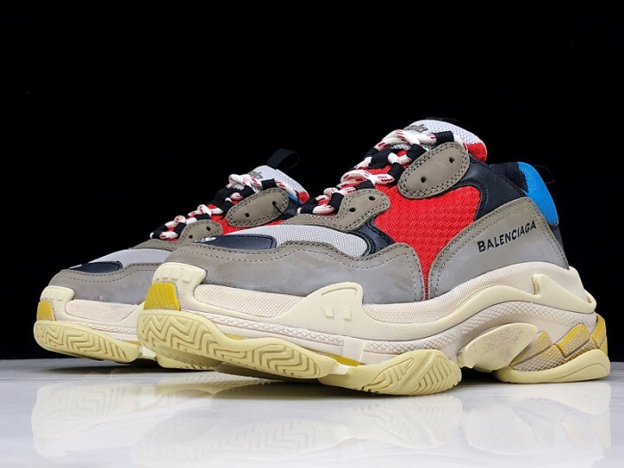 blcg sneaker triple.s.gomma 490673-w06e3-4365