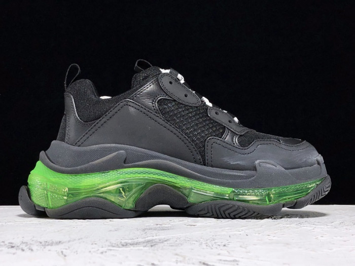 blcg sneaker triple.s.gomma noir green 541624-w0901-2140