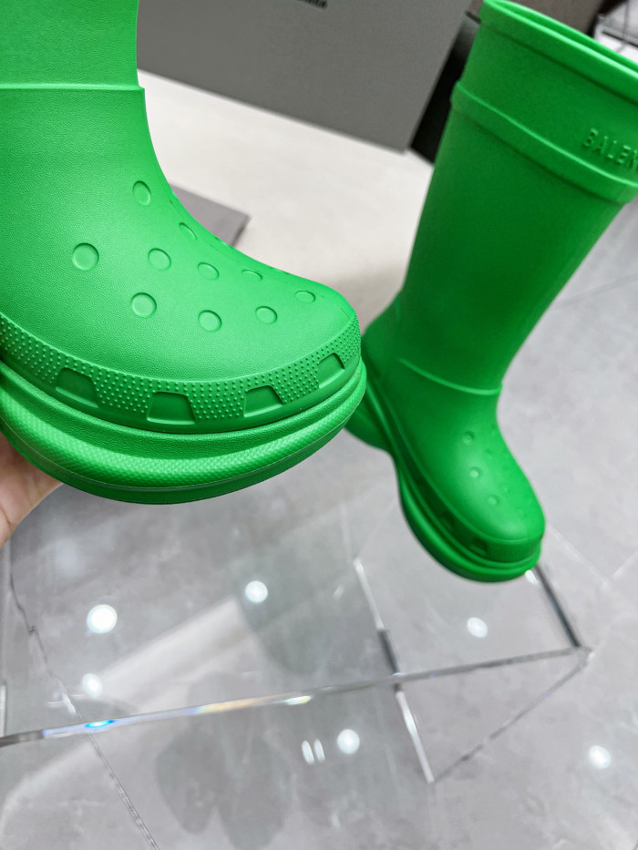 ba*len*cia*ga x Cr*0*s boot green (w) 677388w1s8e3033