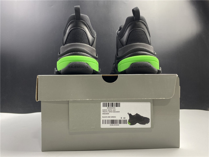 blcg sneaker triple.s.gomma black and green 524039 w2pw1 4881