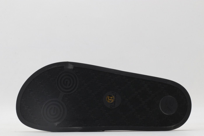 GUCC SANDALS