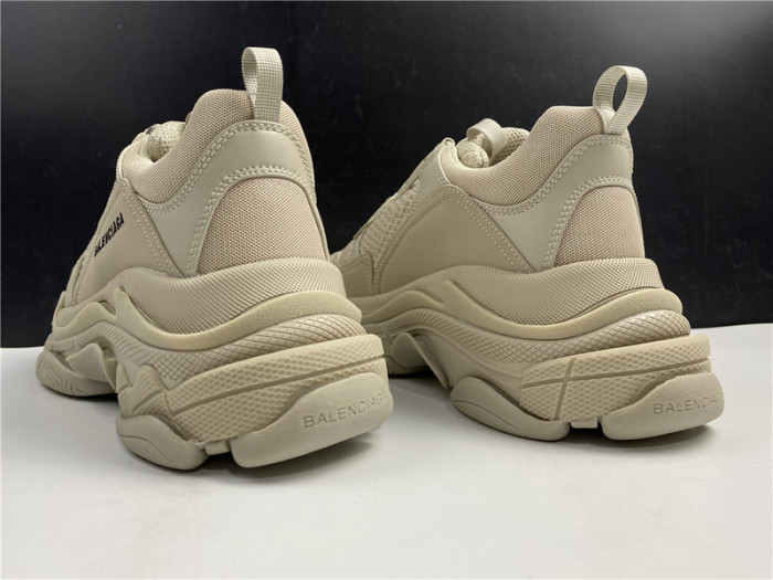 blcg sneaker triple.s.gomma 536737 w2fw1 9700