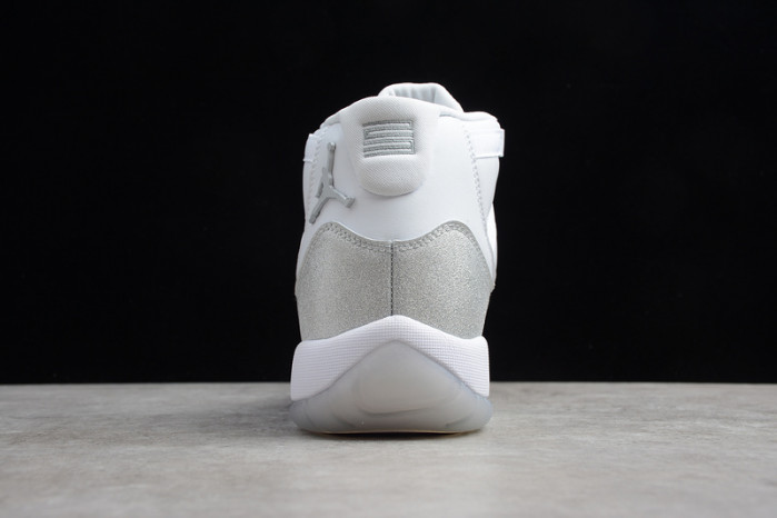 air jordan 11 wmns white metallic silvervast grey ar0715-100